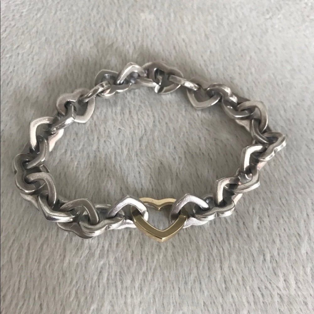 - Tiffany & Co 18 kt Heart link bracelet